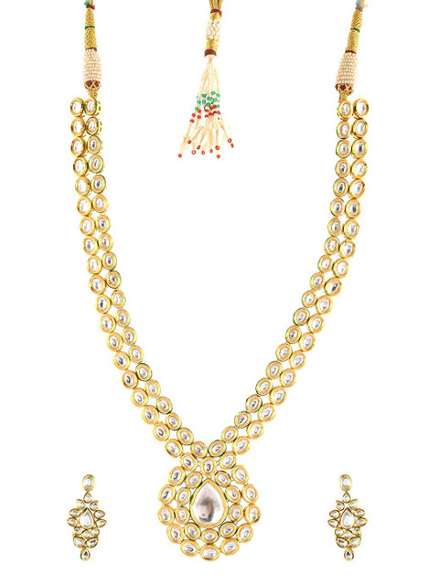 

Tistabene Gold-Plated White Kundan Stone-Studded Jewellery Set