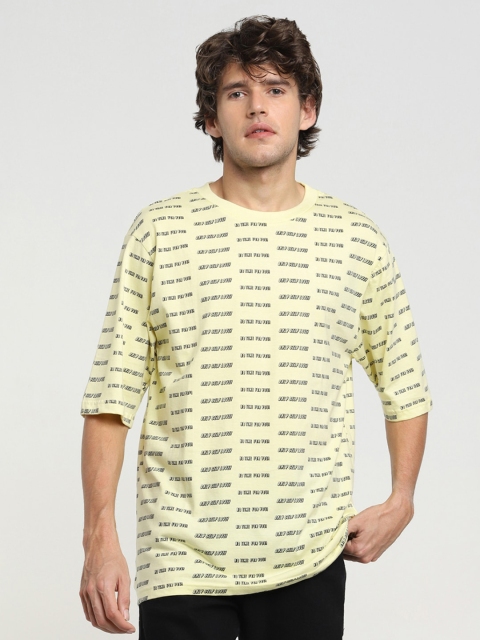 

Bewakoof Men Yellow Printed Pure Cotton T-shirt