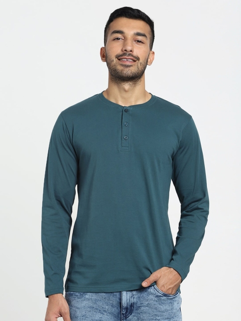 

Bewakoof Men Green Henley Neck Pure Cotton T-shirt