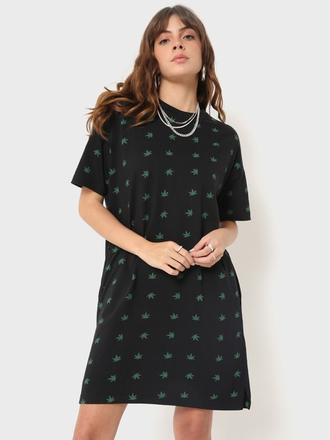

Bewakoof Black Boyfriend T-shirt Dress