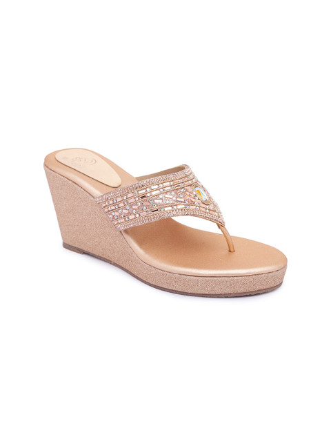 

Sole To Soul Peach-Coloured Party Wedge Sandals