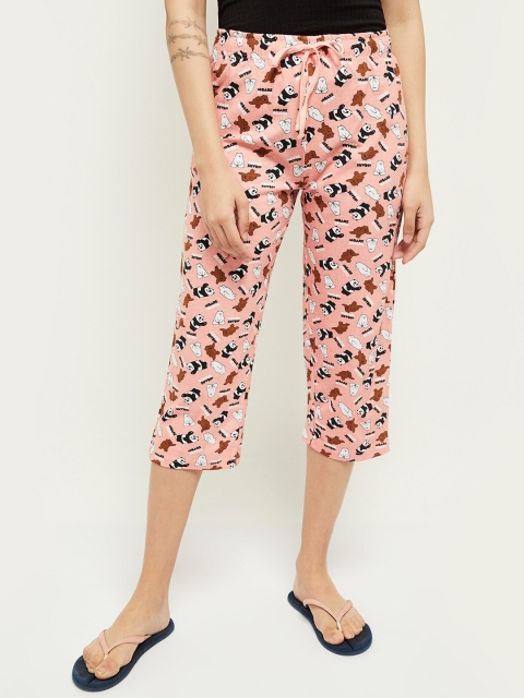 

max Women Peach-Coloured & White Printed Capris