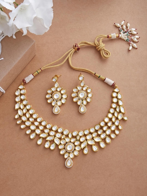 

Tistabene Woman White Traditional Kundan Bridal Necklace Set