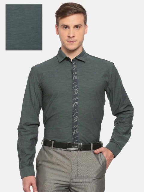

V Dot by Van Heusen Men Green Slim Fit Solid Formal Shirt