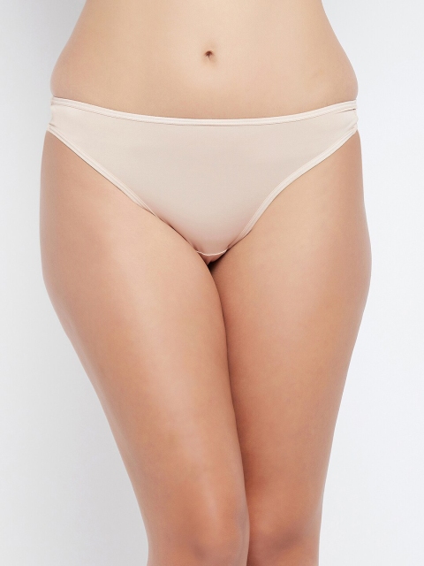 

Clovia Women Beige Solid Thongs