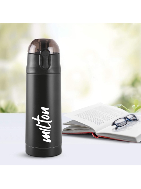 

Milton Black & White Brand Logo Thermosteel Vacuum Insulated Flask 500 ML