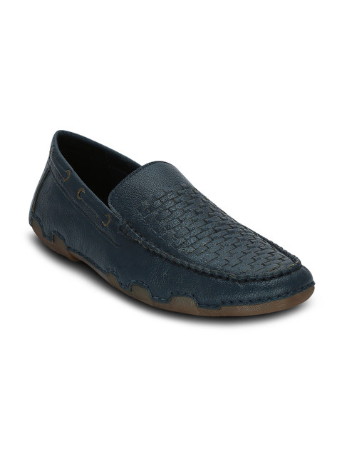 

Get Glamr Men Blue Woven Loafers