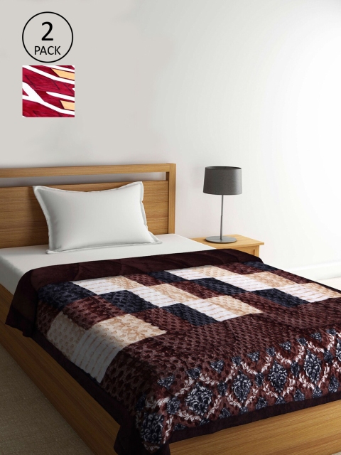

KLOTTHE Multi-coloured Set of 2 1000 GSM Single Geometric Heavy Winter Bed Quilt