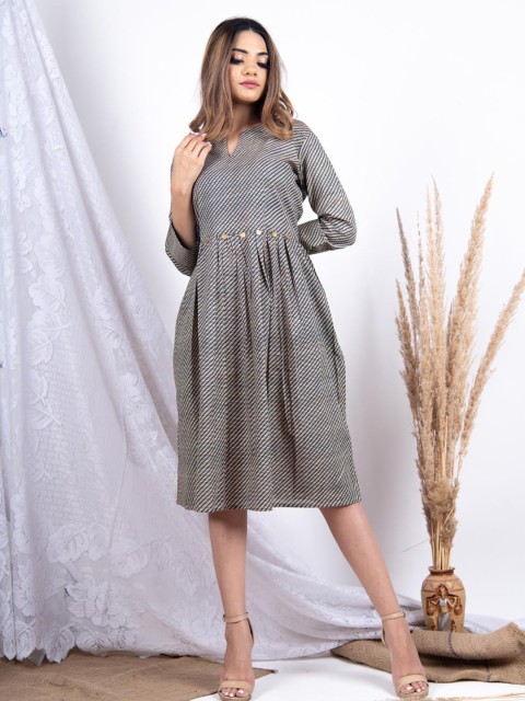 

Tistabene Grey Dress