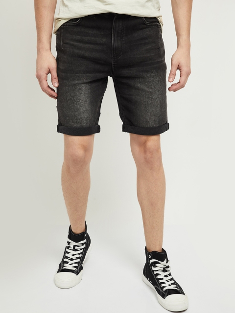 

max Men Black Washed Denim Shorts