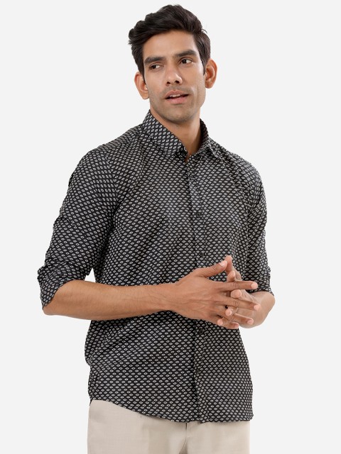 

Tistabene Men Black Comfort Printed Party Shirt