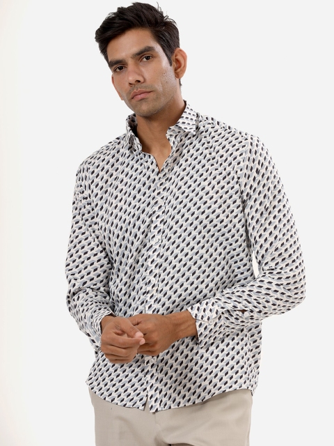 

Tistabene Men White Comfort Printed Party Shirt