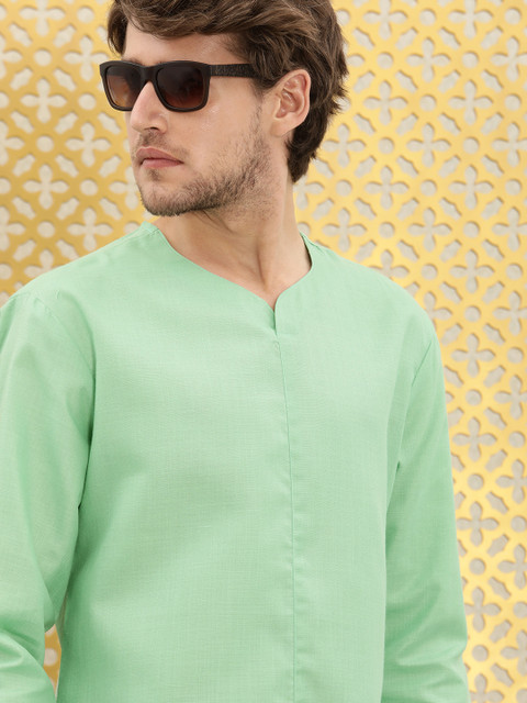

Ode by House of Pataudi Men Green Cotton Kurta