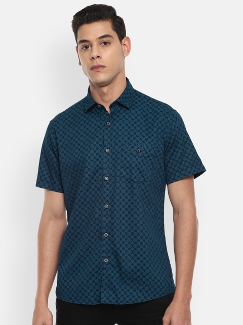 

Louis Philippe Sport Men Blue Slim Fit Printed Pure Cotton Casual Shirt