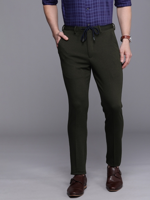 

Louis Philippe Men Charcoal Solid Carrot Slim Fit Formal Trousers