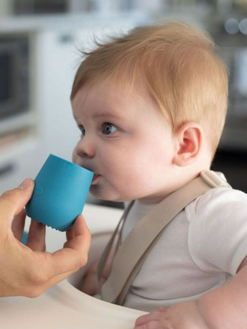 

ezpz Blue Solid FDA Tiny Cup