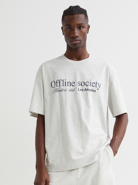 

H&M Men Grey Relaxed Fit Printed T-shirt