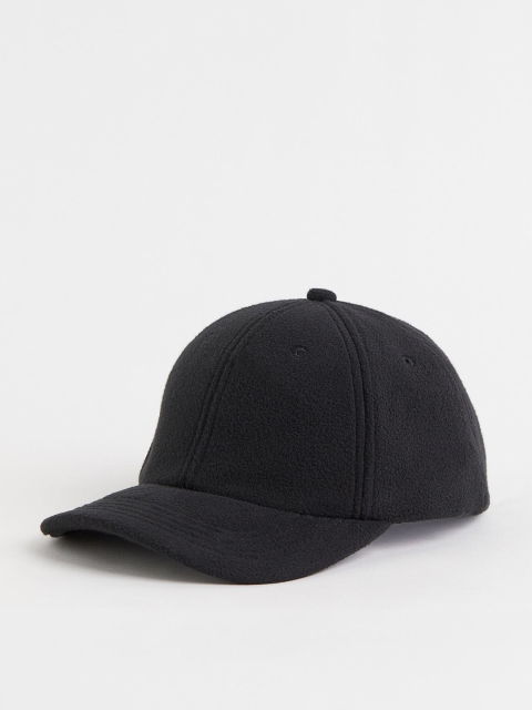 

H&M Woman Black Fleece cap