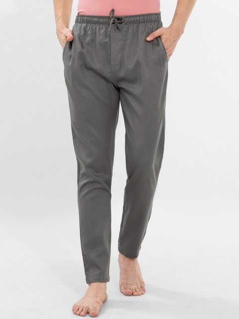 

Snitch Men Grey Solid Lounge Pants