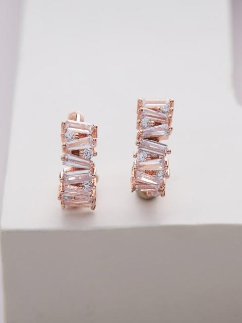 

Kushal's Fashion Jewellery Gold-Toned Contemporary Studs Earrings
