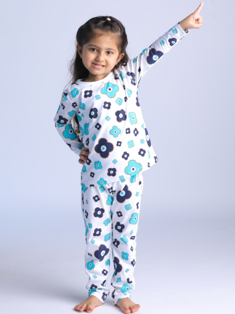 

Cuddles for Cubs Unisex Kids White & Blue Printed Pure Cotton Night Suits