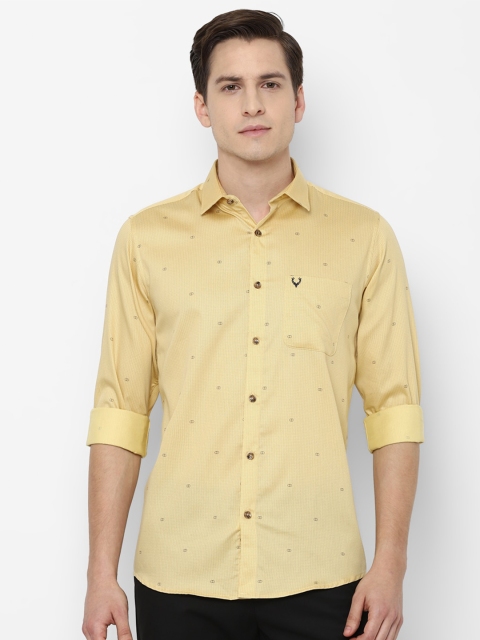 

Allen Solly Men Yellow Regular Fit Printed Casual Shirt