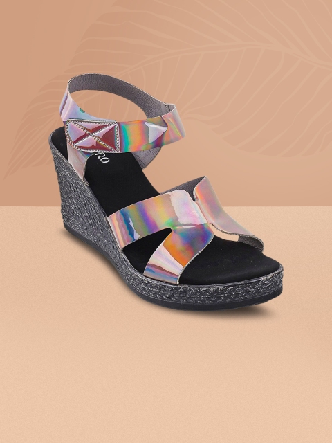 

Metro Black Colourblocked Wedge Sandals