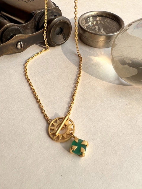 

Amaltaas Green & Brass Gold-Plated Lariat Chain