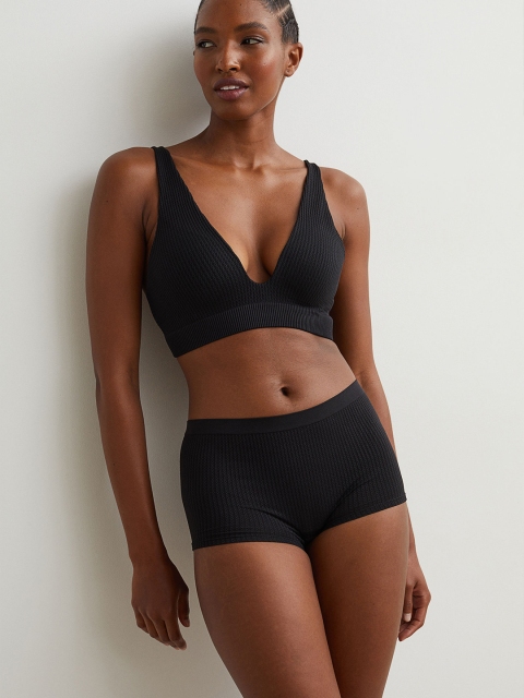 

H&M Woman Black Seamless push-up bra