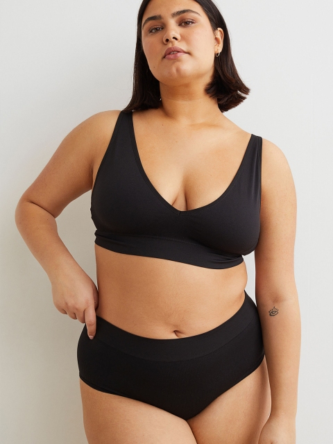 

H&M Women Black Padded Bra