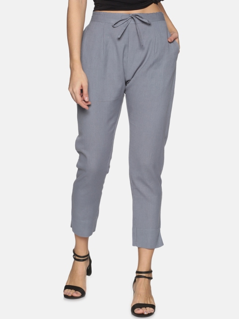 

Palakh Women Grey Solid Relaxed Regular Fit Pleated Trousers