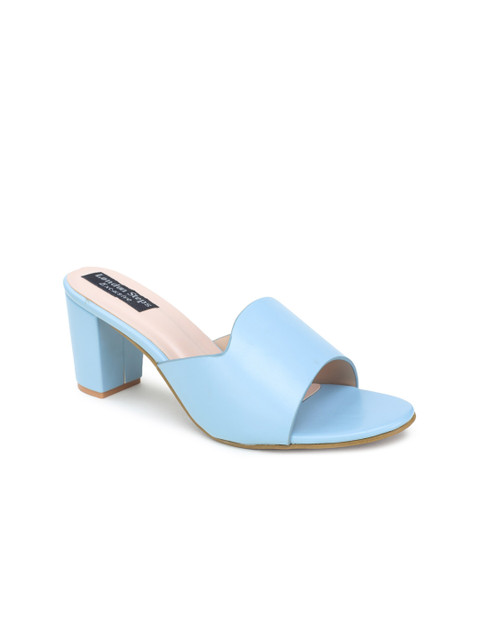 

LONDON STEPS Blue Printed Block Pumps