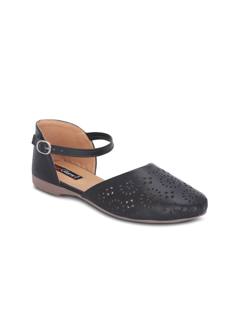

Get Glamr Women Black Flats