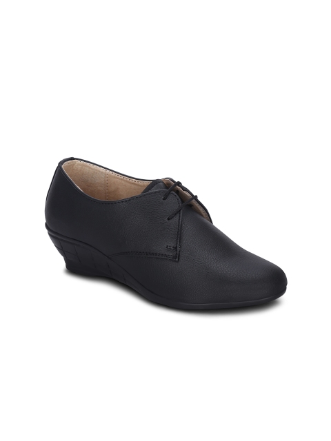 

Get Glamr Women Black Solid Heeled Derbys