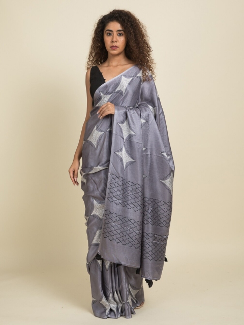 

Suta Grey & White Printed Saree