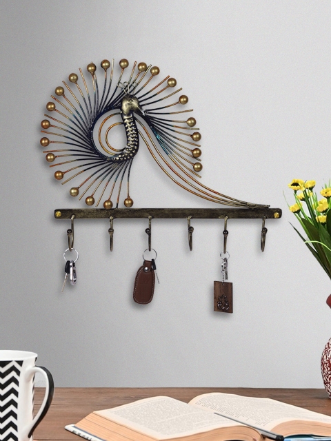 

Aapno Rajasthan Gold Toned & Blue Beautiful Peacock Hook Key Holder