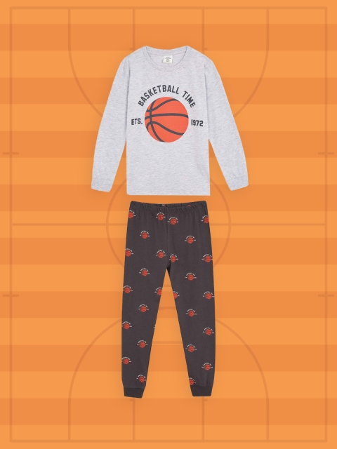 

DeFacto Boys Grey & Orange Graphic Printed Pyjama Set