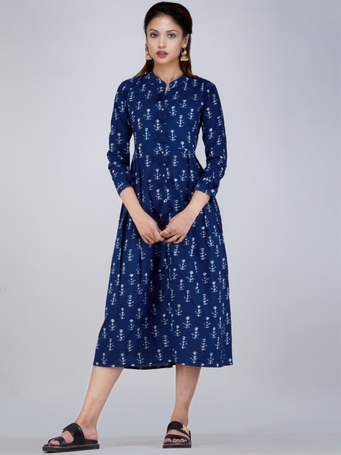 

Unnati Silks Women Navy Blue Geometric Printed Mirror Work Handloom Anarkali Kurta