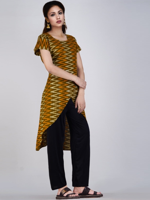 

Unnati Silks Women Green Thread Work Handloom Kurta