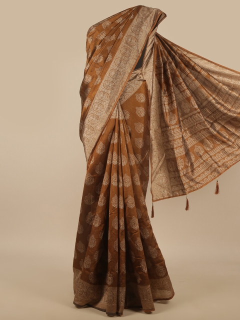 

Pothys Brown & White Ethnic Motif Printed Cotton Blend Saree