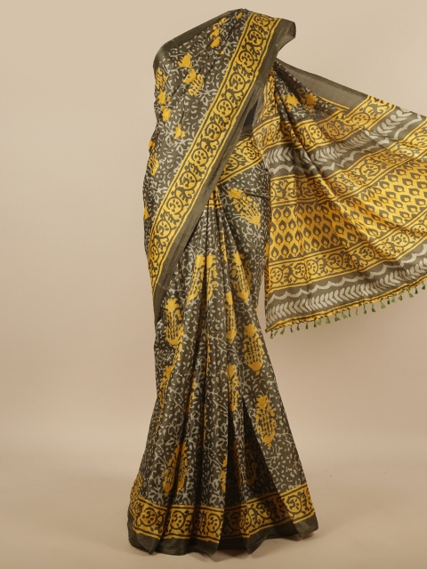 

Pothys Green & Yellow Batik Printed Cotton Blend Saree