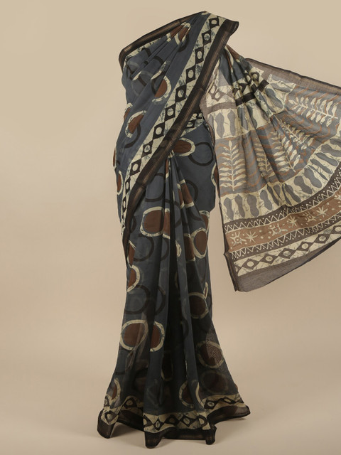 

Pothys Grey & Cream-Coloured Geometric Printed Cotton Blend Saree