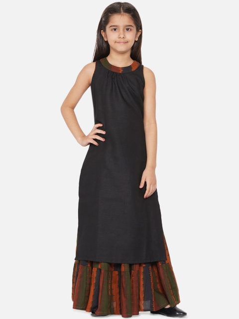 

titliyan Girls Black Pure Cotton Kurta with Skirt