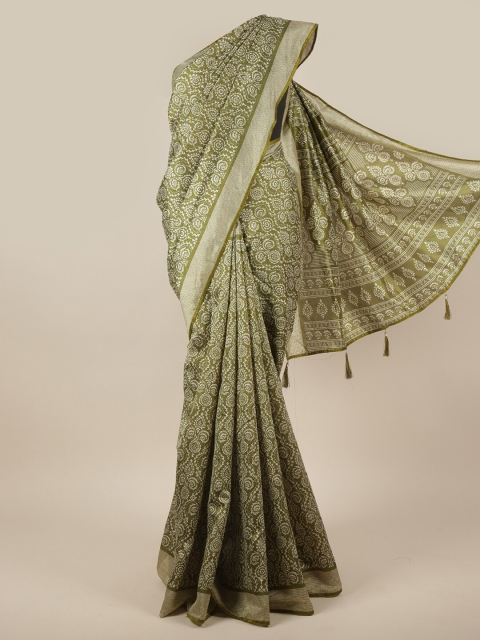 

Pothys Green & White Ethnic Motifs Printed Cotton Blend Saree