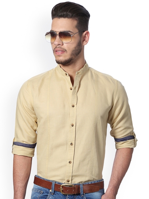 

People Men Beige Slim Fit Solid Casual Shirt