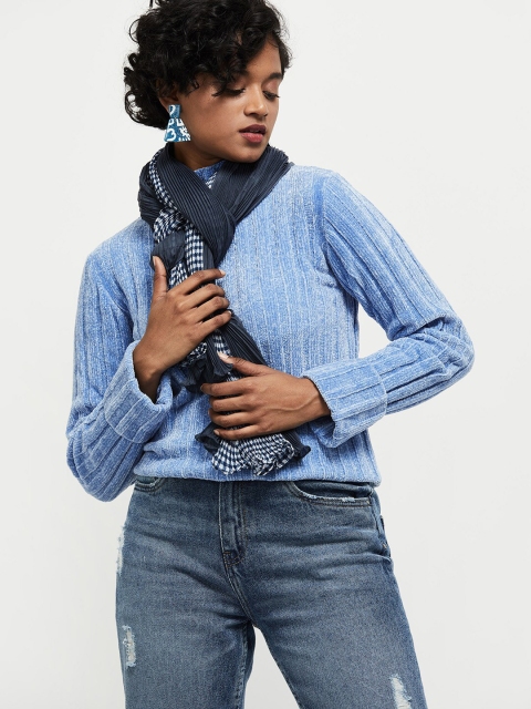 

max Women Blue & White Printed Scarf