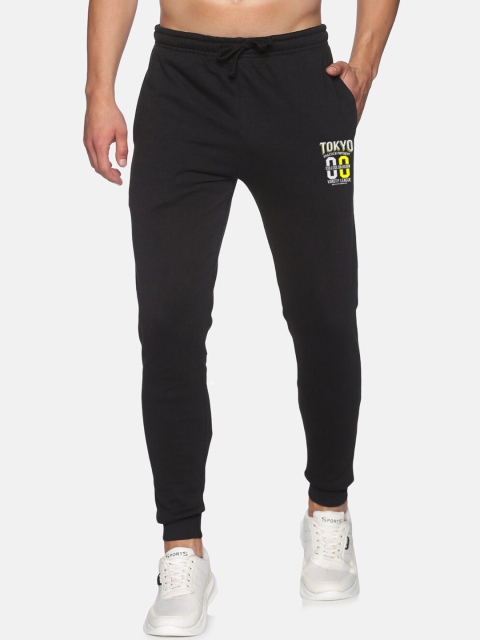 

MASH UNLIMITED Men Black Solid Joggers