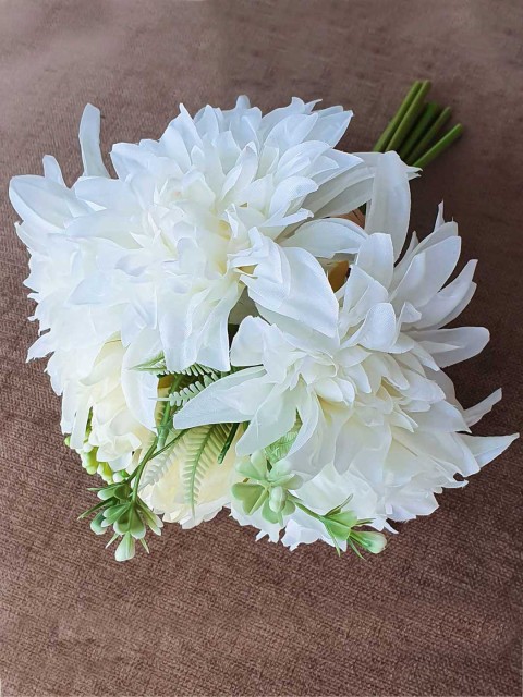 

Art Street 10 Pieces White Lily Artificial Flowers in a Single Bunch with Stem