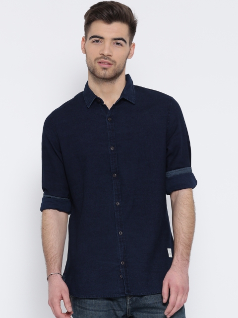 

United Colors of Benetton Men Navy Solid Chambray Shirt, Navy blue