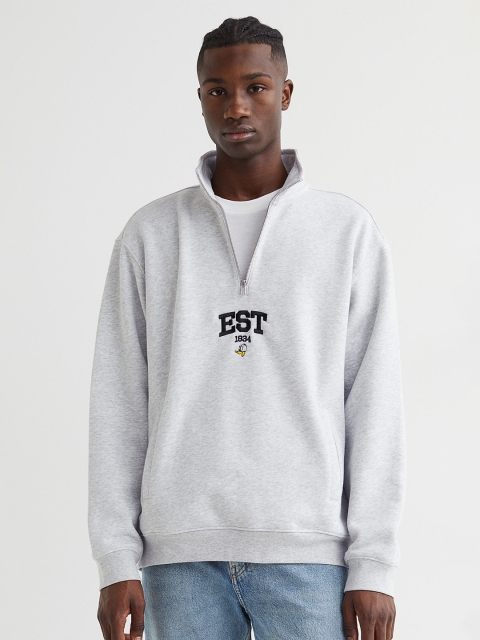 

H&M Men Grey Solid Regular Fit Stand-Up-Collar Sweatshirt